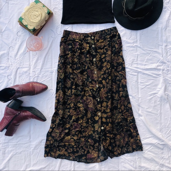 Vintage Dresses & Skirts - Stunning vintage maxi skirt w/ POCKETS